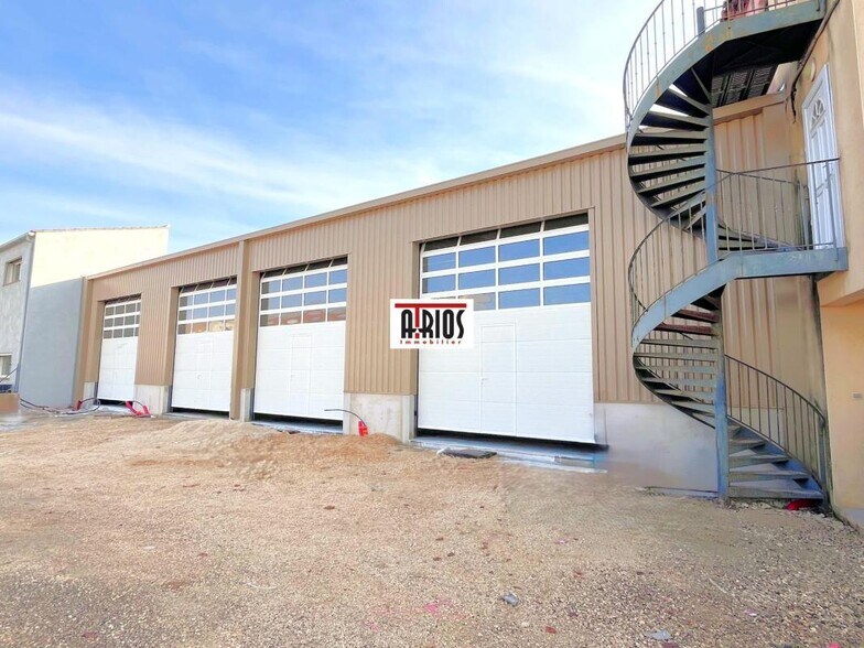 Industrial in La Crau for lease - Building Photo - Image 2 of 9