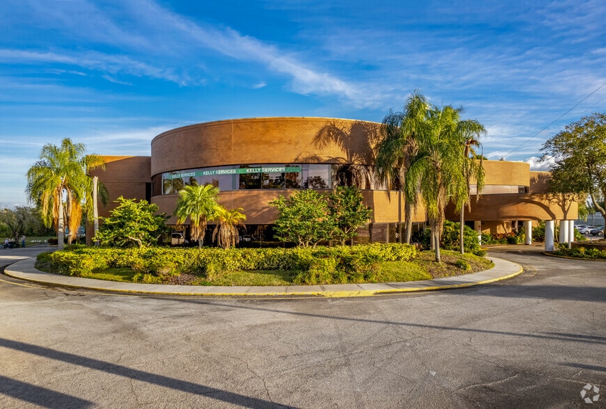 13575 58th St N, Clearwater, FL for sale - Building Photo - Image 2 of 12