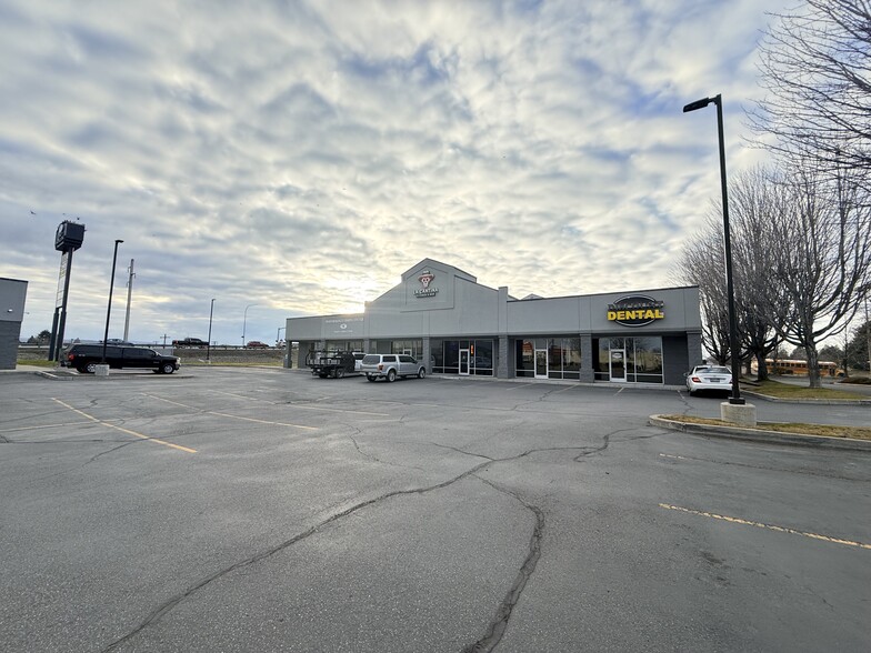 2735 W Court St, Pasco, WA for lease - Building Photo - Image 2 of 16