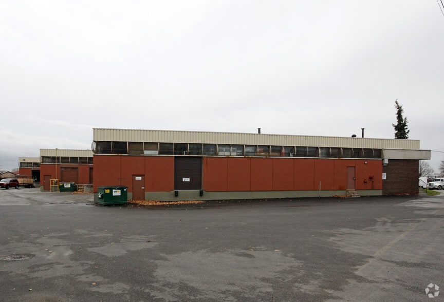 3 Jody Ave, Toronto, ON for lease - Building Photo - Image 2 of 2