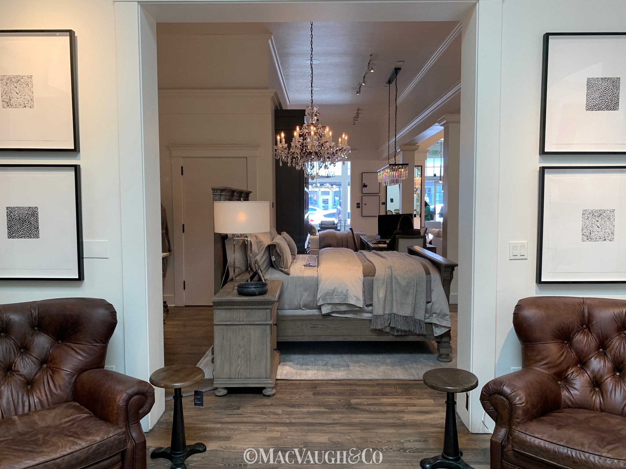 127 W Colorado Blvd, Pasadena, CA for lease Interior Photo- Image 1 of 18