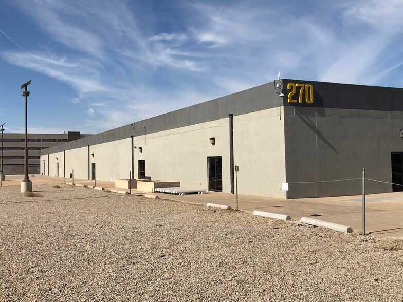 1300 S Litchfield Rd, Goodyear, AZ à louer - Photo du bâtiment - Image 3 de 5