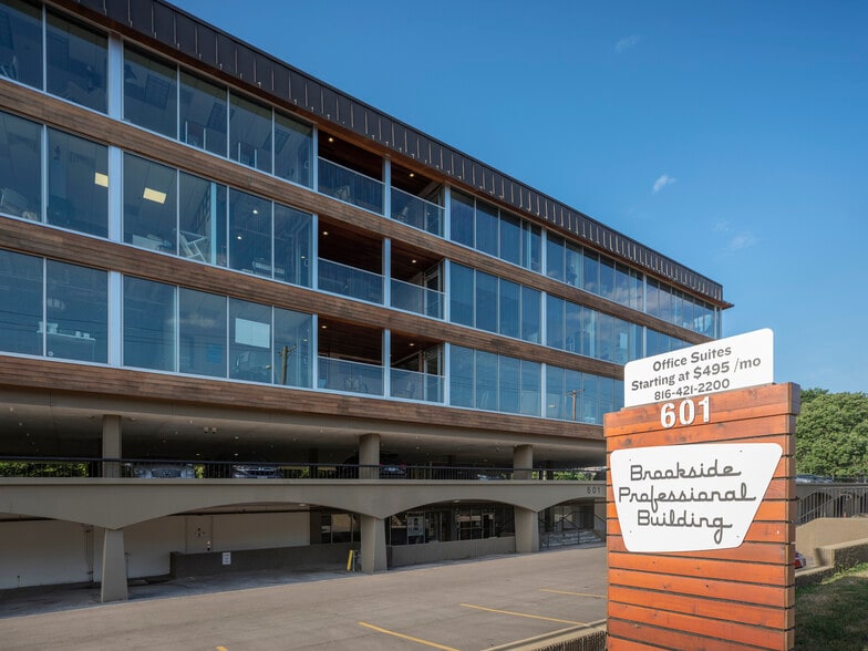 601 E 63rd St, Kansas City, MO for lease - Building Photo - Image 3 of 12