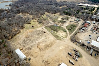 Plus de détails pour 13655 Lake Dr NE, Forest Lake, MN - Industriel/Logistique à louer