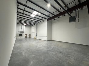 842 Metromont Rd, Hiram, GA for lease Interior Photo- Image 1 of 7