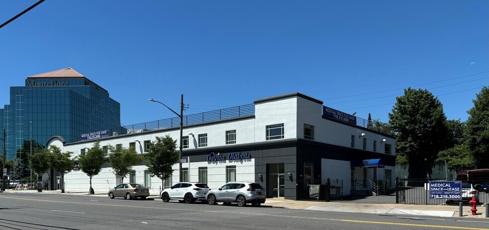 1733 Eastchester Rd, Bronx, NY for lease - Building Photo - Image 2 of 3