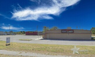 Plus de détails pour 9800-9806 NW Cache Rd, Lawton, OK - Commerce de détail à vendre