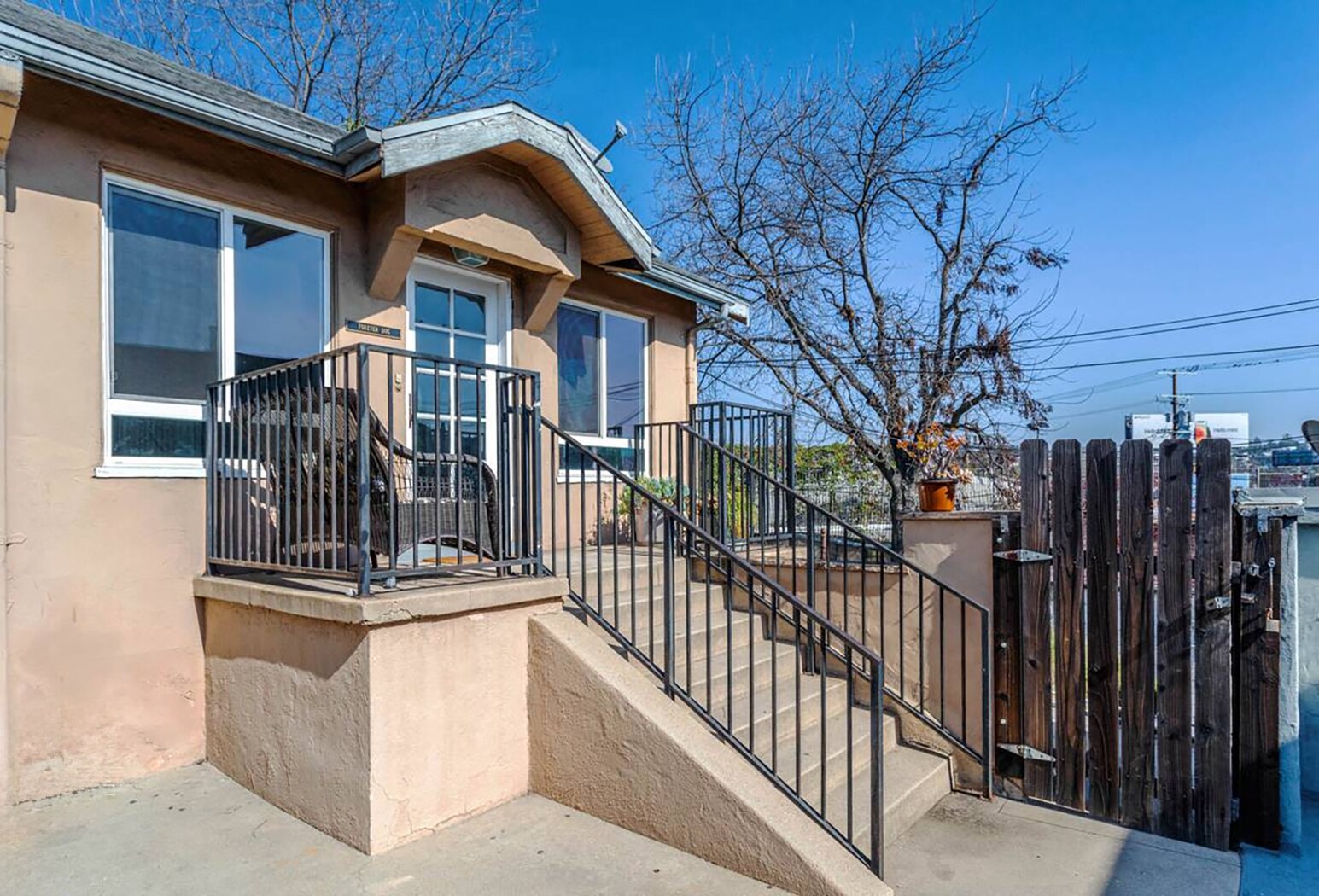 2113 W Sunset Blvd, Los Angeles, CA à louer Photo du bâtiment- Image 1 de 15