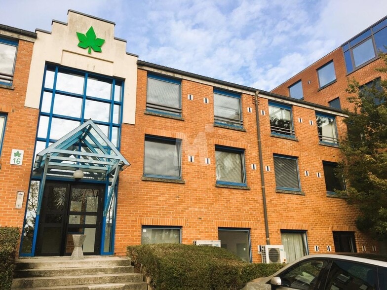 Office in Évry-Courcouronnes for lease - Building Photo - Image 2 of 2