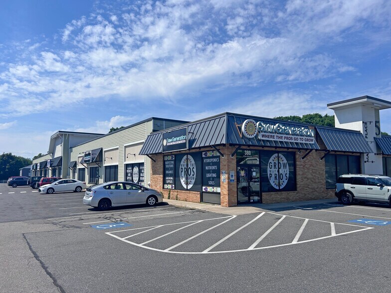 380-384 Elm St, Biddeford, ME à louer - Photo du bâtiment - Image 1 de 15