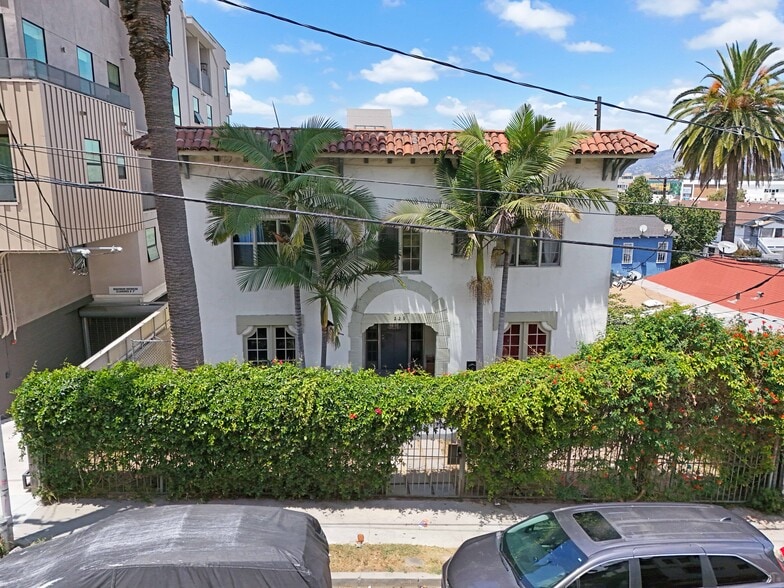 229 S Westlake Ave, Los Angeles, CA for sale - Building Photo - Image 2 of 7