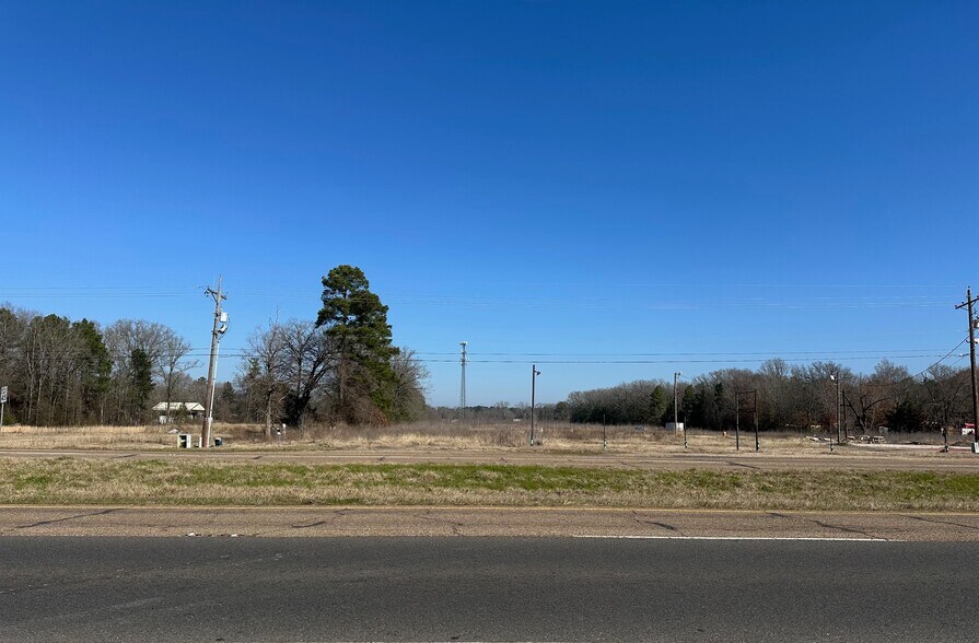 1831 Highway 80, Haughton, LA à vendre - Photo du bâtiment - Image 3 de 13