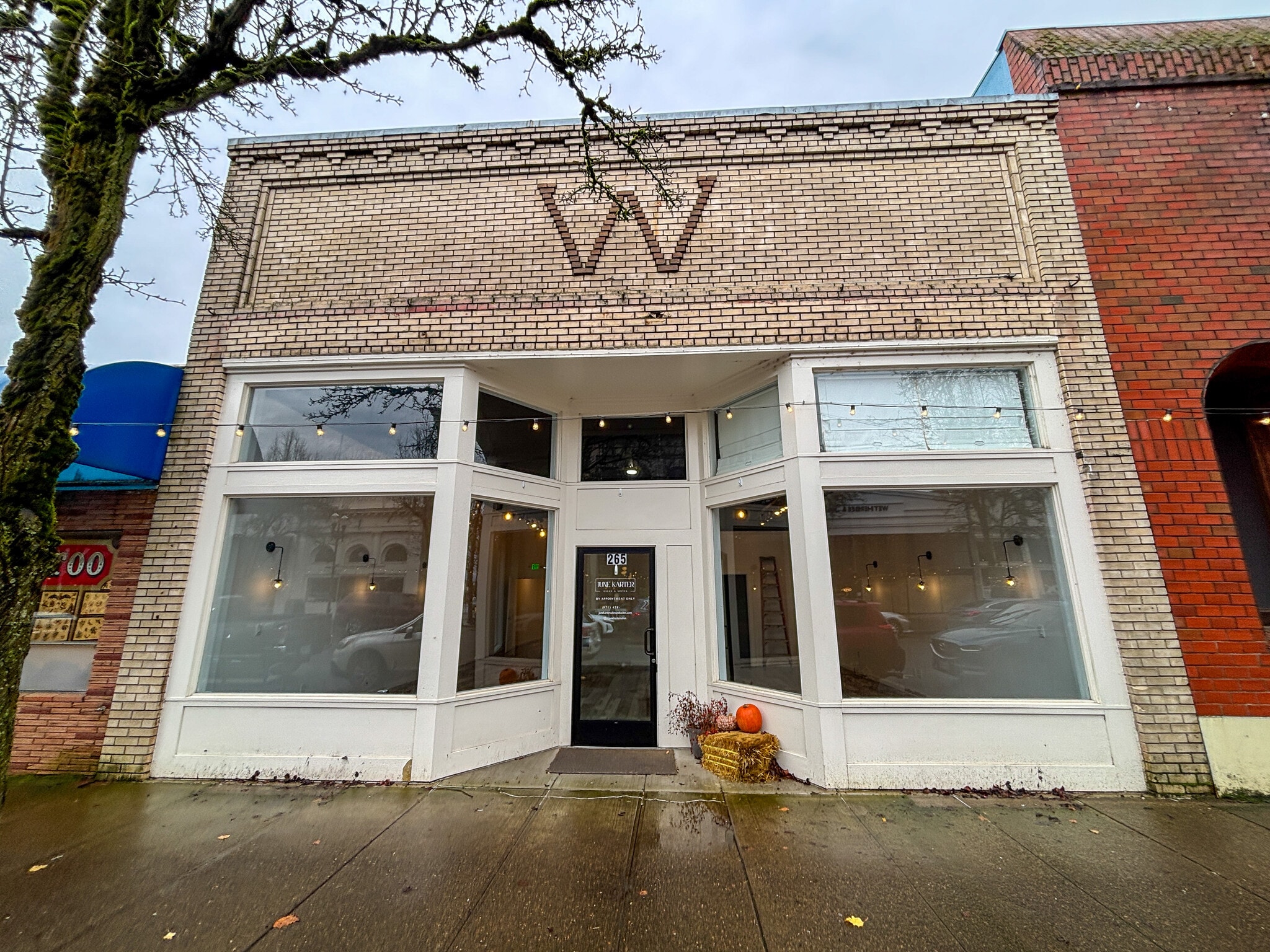 265 S Main St, Independence, OR for sale Primary Photo- Image 1 of 31