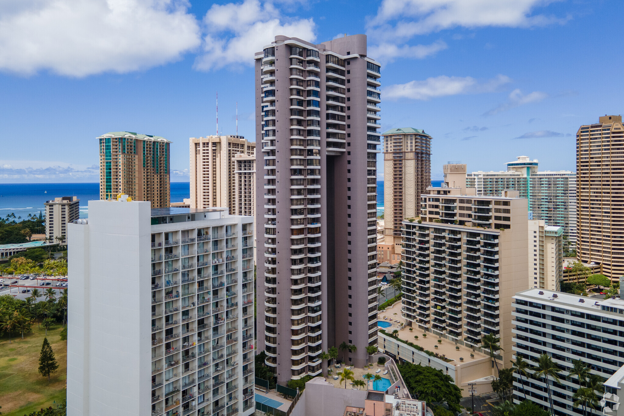 1910 Ala Moana Blvd, Honolulu, HI à vendre Photo principale- Image 1 de 1