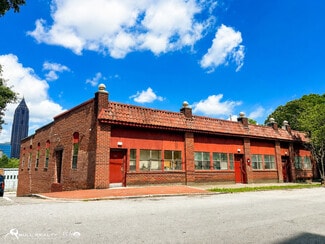 Plus de détails pour 530 NE Parkway Dr, Atlanta, GA - Multi-résidentiel à vendre