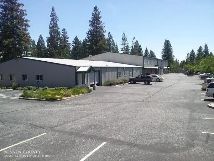 13185-13199 Nevada City Ave, Grass Valley, CA for lease Primary Photo- Image 1 of 3