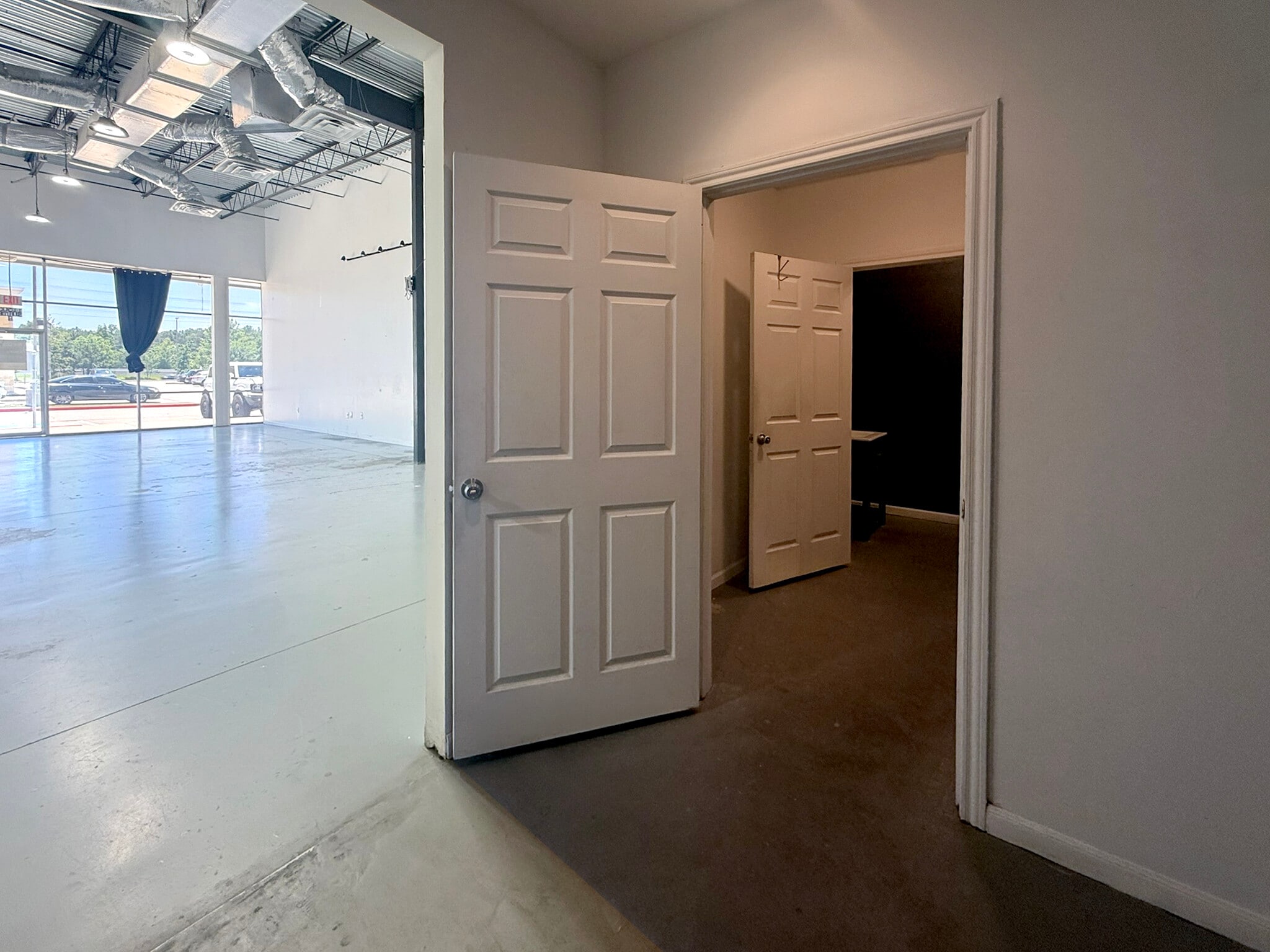 11501 N Sam Houston Pky E, Humble, TX for lease Interior Photo- Image 1 of 4