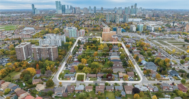 Plus de détails pour 188-202 Dundas St W, Mississauga, ON - Terrain à vendre