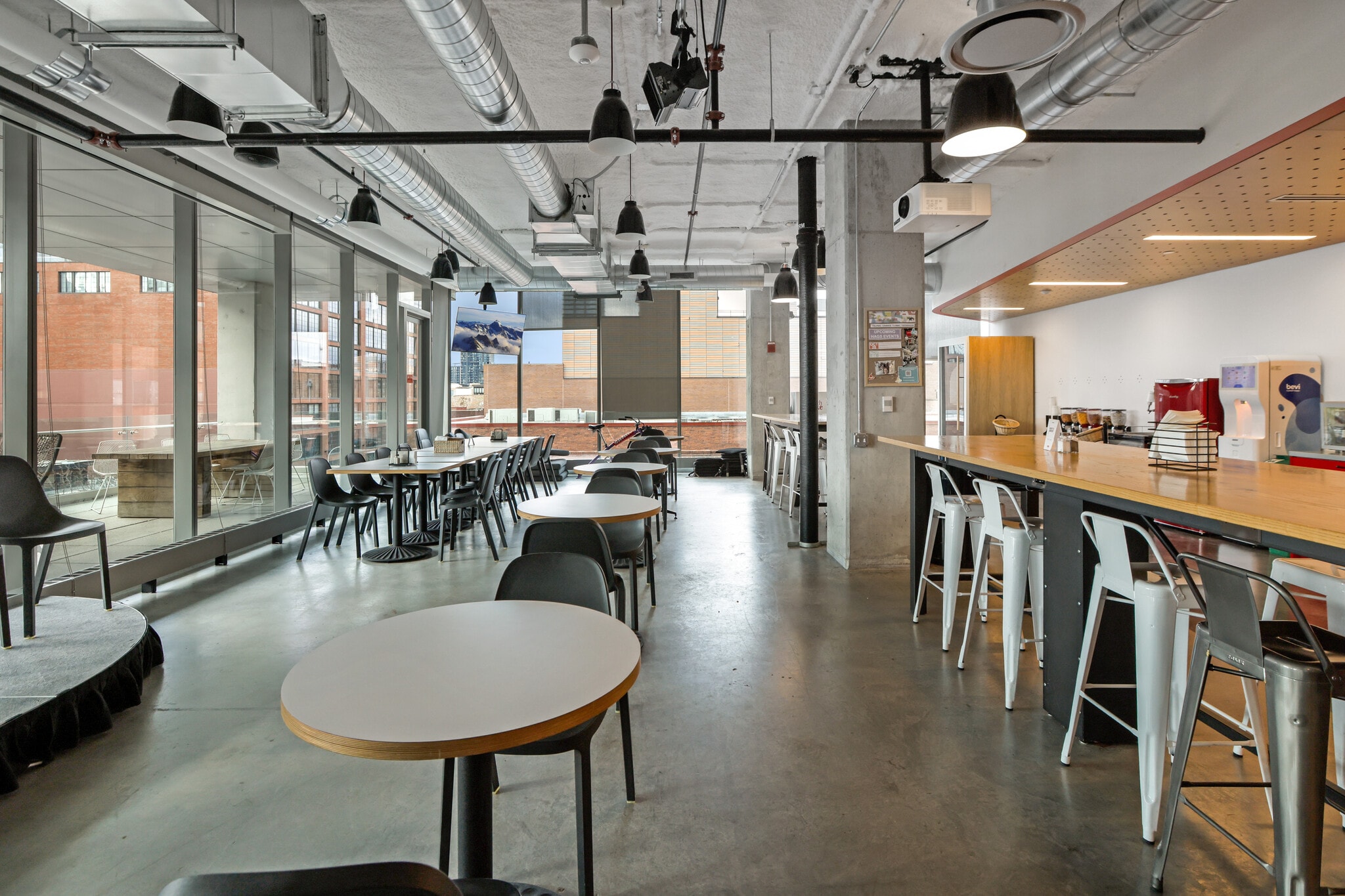 1000 W Fulton Market, Chicago, IL for lease Interior Photo- Image 1 of 8