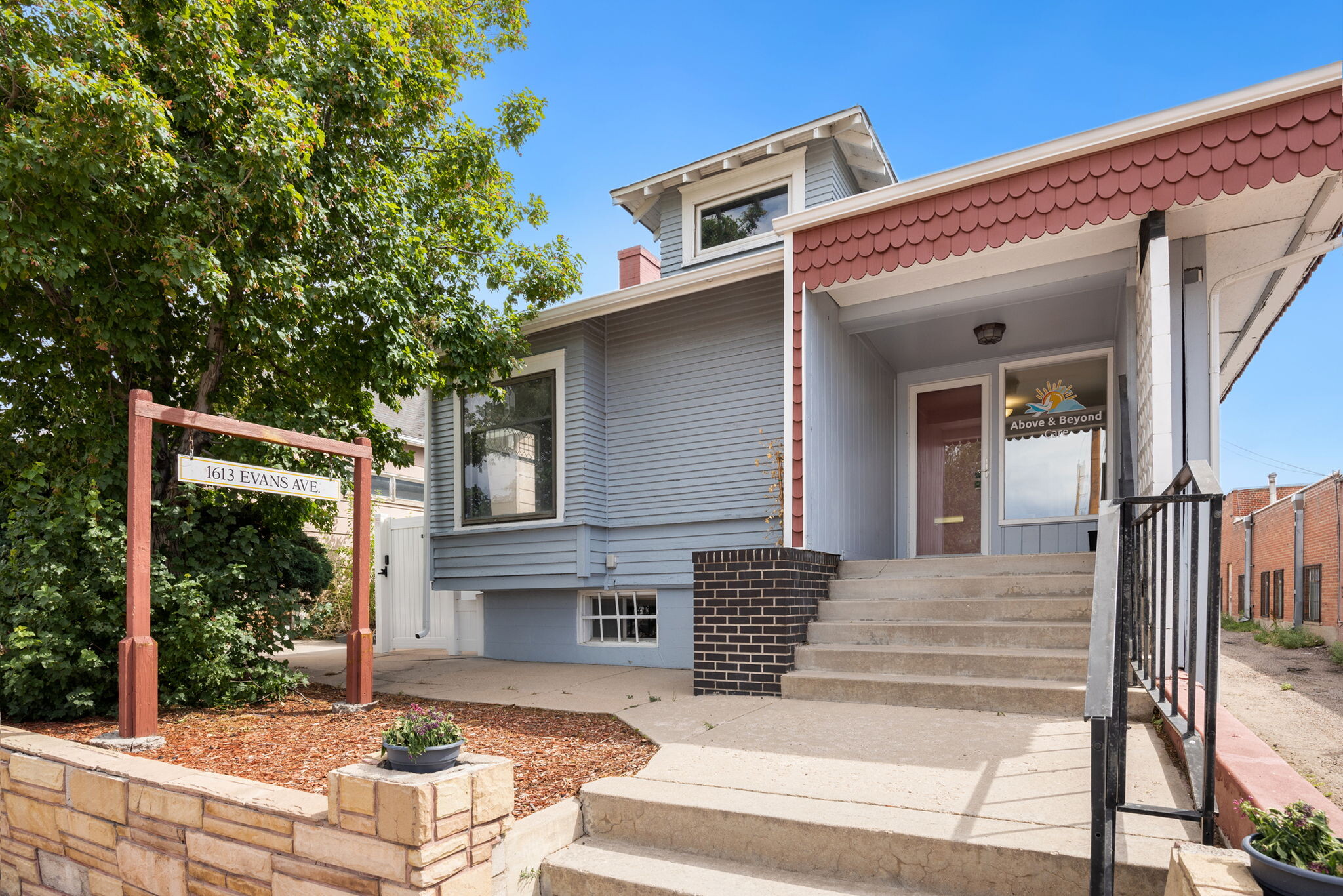 1613 Evans Ave, Cheyenne, WY for sale Primary Photo- Image 1 of 1