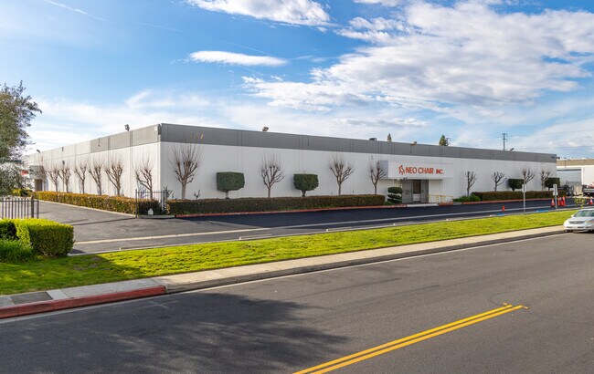 More details for 16105 Gundry Ave, Paramount, CA - Industrial for Sale