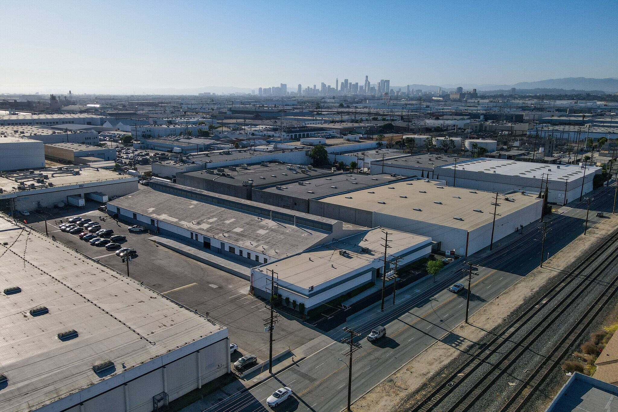 5333 S Downey Rd, Vernon, CA à vendre Photo du bâtiment- Image 1 de 1