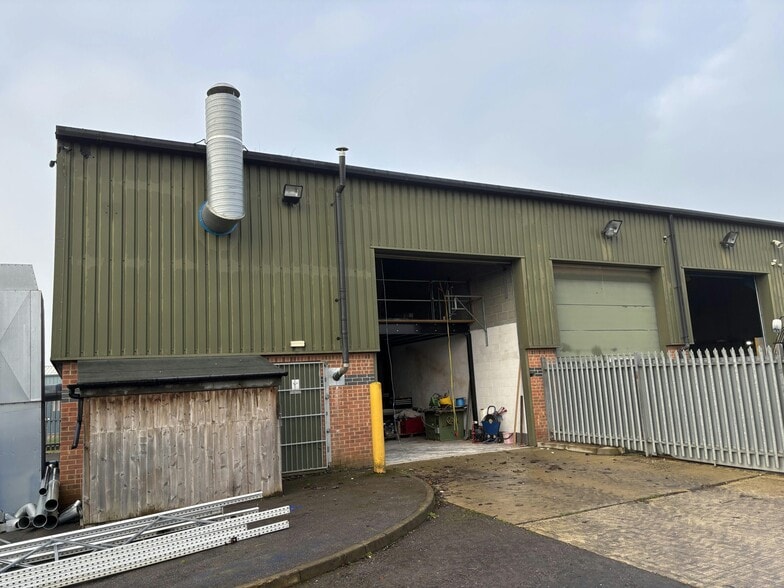 Ware Rd, Stanford In The Vale for lease - Building Photo - Image 2 of 7