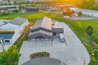 1040 Smokestack Dr, Clarksville, TN for lease Aerial- Image 2 of 35