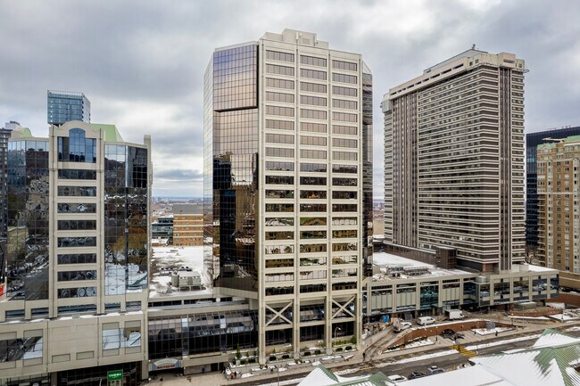 Plus de détails pour 3500 Boul de Maisonneuve O, Westmount, QC - Bureau à louer