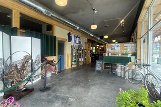 201 N Methow Valley Hwy, Twisp, WA à vendre Photo intérieure- Image 1 de 1