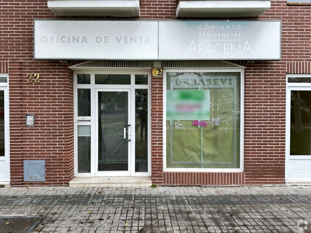 Immeuble residentiel dans Sevilla la Nueva, Madrid à vendre Photo intérieure- Image 1 de 2