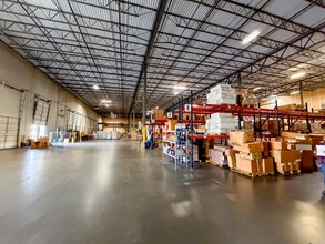 3003 Hwy 225 Fwy, Pasadena, TX for lease Interior Photo- Image 2 of 7