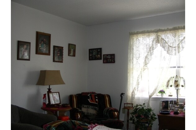 1726 Leona Mitchell Blvd, Enid, OK à vendre - Photo intérieure - Image 3 de 4