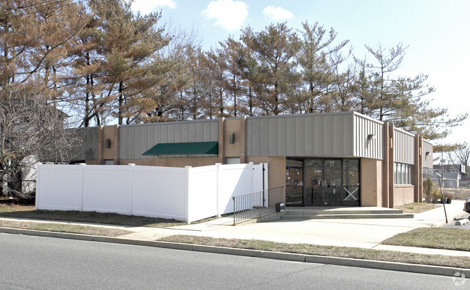 80 Steiner Ave, Neptune City, NJ for lease - Primary Photo - Image 1 of 2