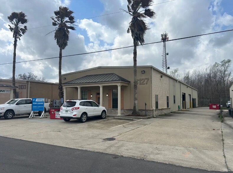 3127 S Darla Ave, Gonzales, LA à vendre - Photo du bâtiment - Image 2 de 2
