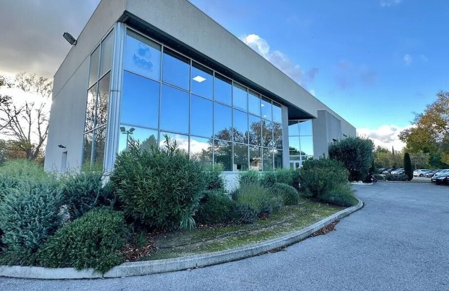 260 Rue René Descartes, Aix-en-Provence for lease - Building Photo - Image 1 of 19