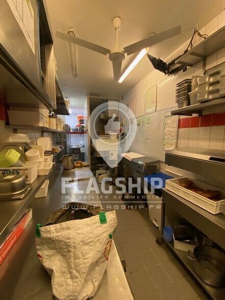 Retail in Levallois-Perret for lease - Interior Photo - Image 3 of 8