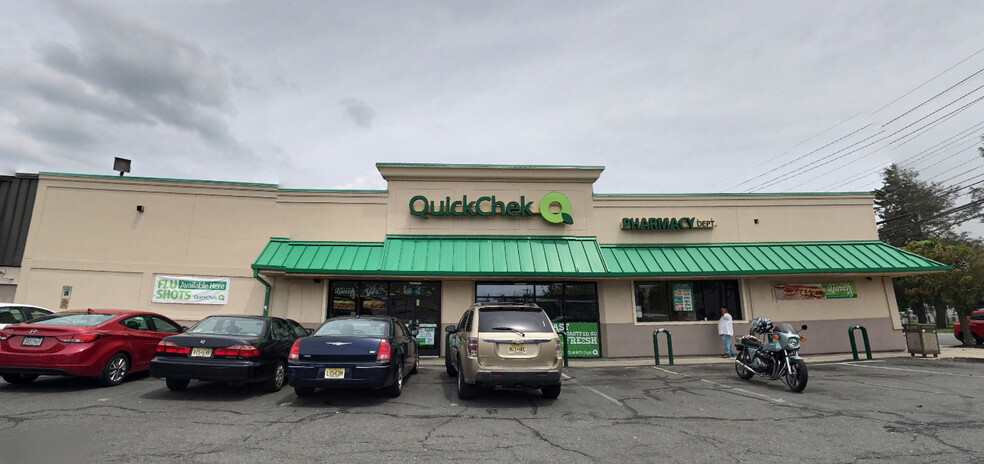 79 Union Blvd, Totowa, NJ for lease - Building Photo - Image 1 of 8