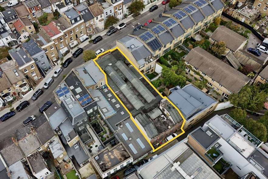 3-5 Gayford Rd, London for sale - Building Photo - Image 3 of 6