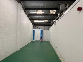 Shore Rd, Perth for lease Interior Photo- Image 1 of 2