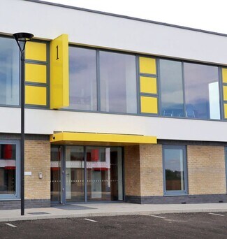 Plus de détails pour Nesfield Rd, Colchester - Bureau à louer