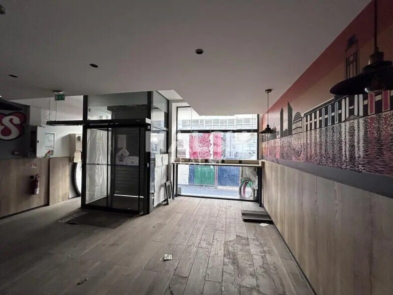 Retail in Villeurbanne for lease - Interior Photo - Image 2 of 4