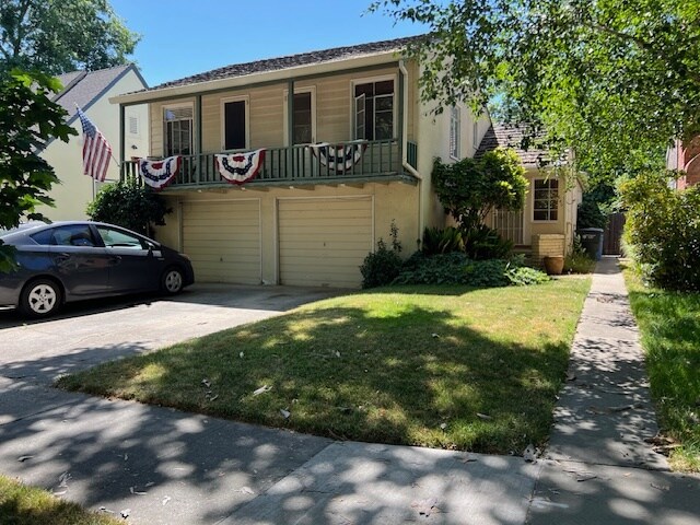 640 37th St, Sacramento, CA à vendre - Photo principale - Image 2 de 13