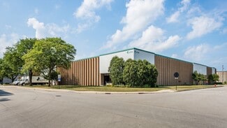 More details for 2700 Lively Blvd, Elk Grove Village, IL - Industrial for Lease