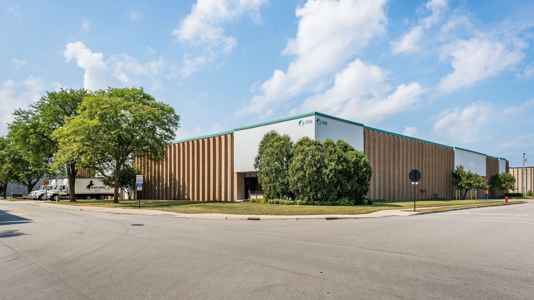 2700 Lively Blvd, Elk Grove Village, IL for lease Primary Photo- Image 1 of 7