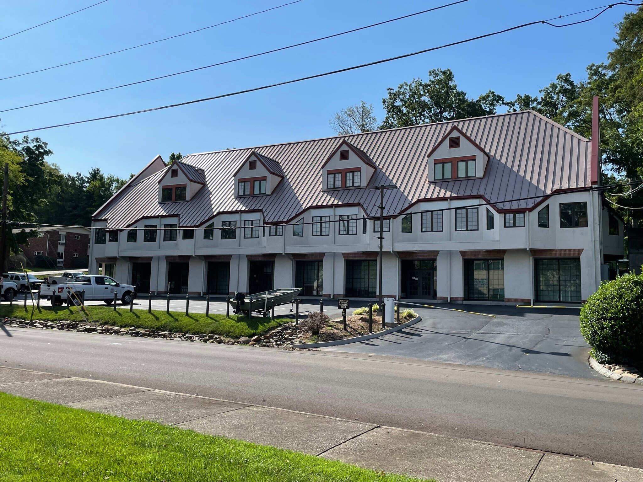 4700 Old Kingston Pike, Knoxville, TN à vendre Photo du bâtiment- Image 1 de 1