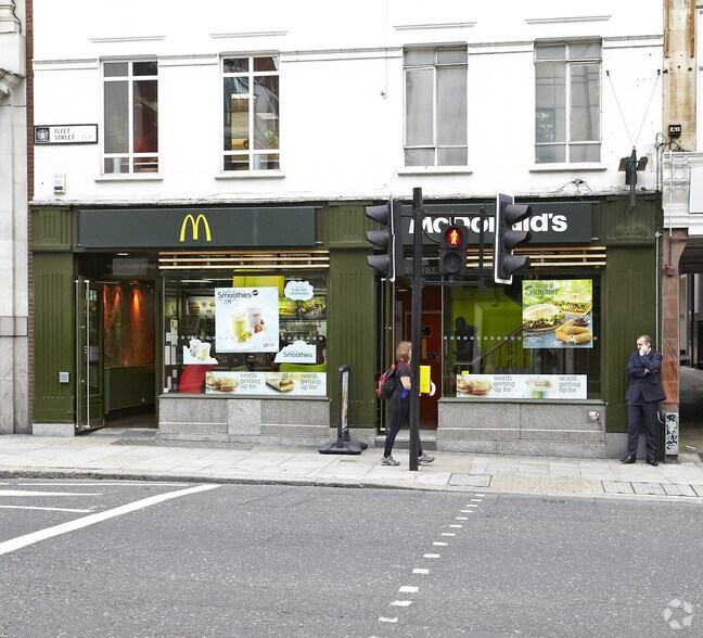 152-153 Fleet St, Londres à louer - Photo du bâtiment - Image 2 de 3