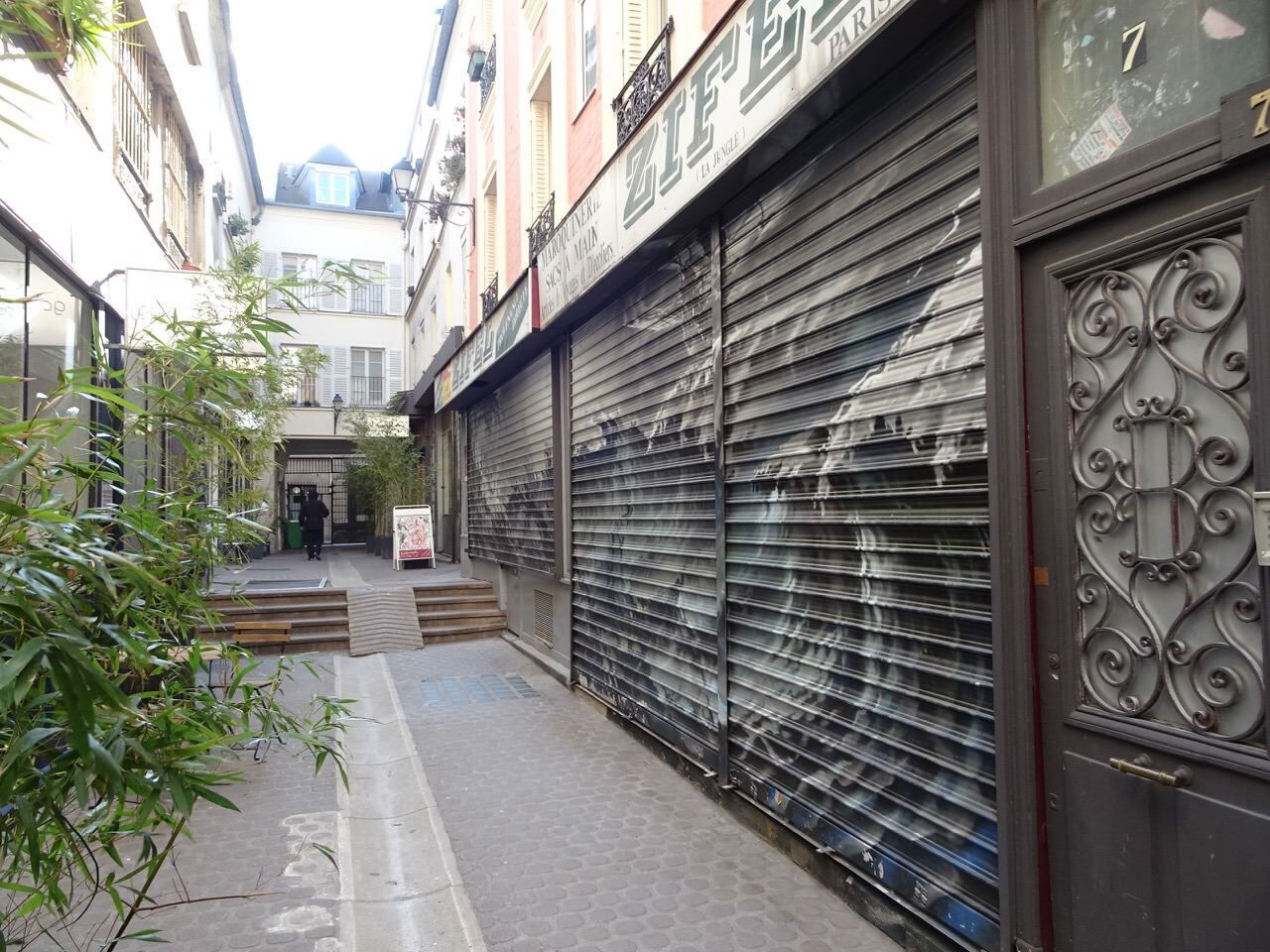 Passage Des Gravilliers, Paris for lease Building Photo- Image 1 of 6
