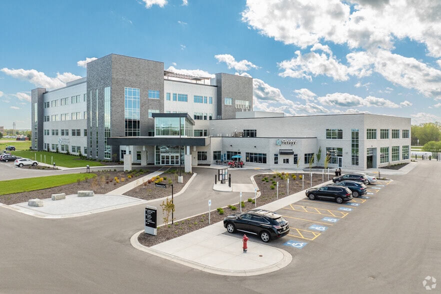 1110 Kepler Dr, Green Bay, WI for lease - Building Photo - Image 2 of 7