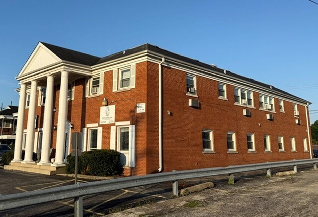 5504 S Brainard Ave, Countryside, IL for lease - Building Photo - Image 3 of 4